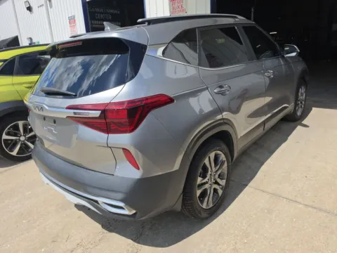 More photos of 2023 Kia Seltos S at Clement Supercenter, MO