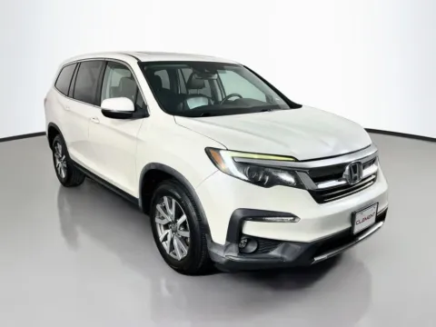 Another view of 2019 Honda Pilot EX-L for sale in St. Charles, MO at Clement Supercenter
