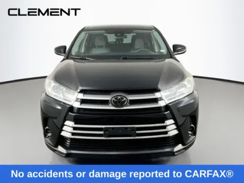 Another view of 2019 Toyota Highlander LE for sale in St. Charles, MO at Clement Supercenter