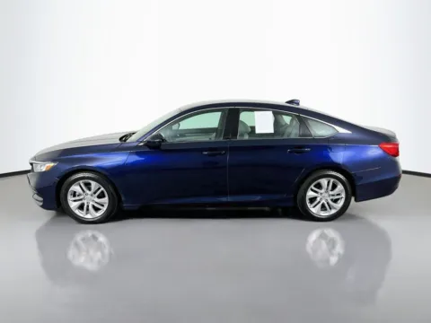 More photos of 2018 Honda Accord LX at Clement Supercenter, MO