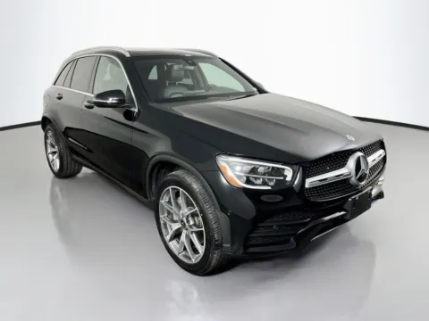 More photos of 2021 Mercedes-Benz GLC 300 at Clement Supercenter, MO