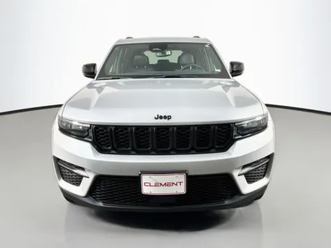 Another view of 2022 Jeep Grand Cherokee Altitude for sale in St. Charles, MO at Clement Supercenter