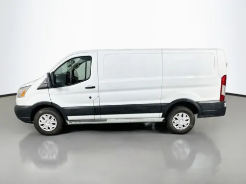 More photos of 2019 Ford Transit-250 at Clement Supercenter, MO