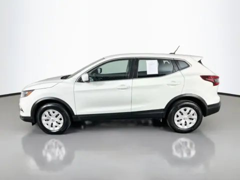 More photos of 2020 Nissan Rogue Sport S at Clement Supercenter, MO
