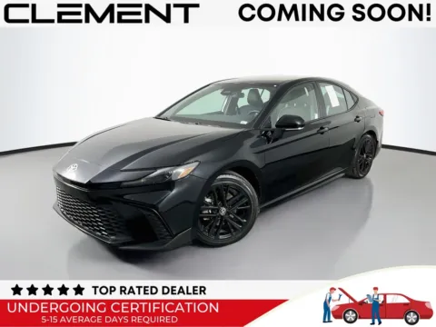 Black 2025 Toyota Camry SE for sale in St. Charles, MO