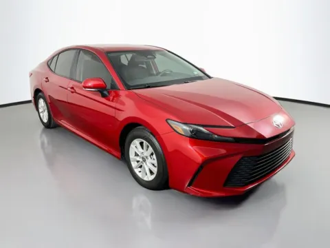 More photos of 2025 Toyota Camry LE at Clement Supercenter, MO