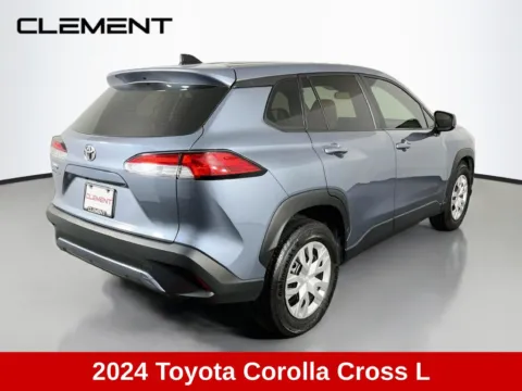 More photos of 2024 Toyota Corolla Cross L at Clement Supercenter, MO