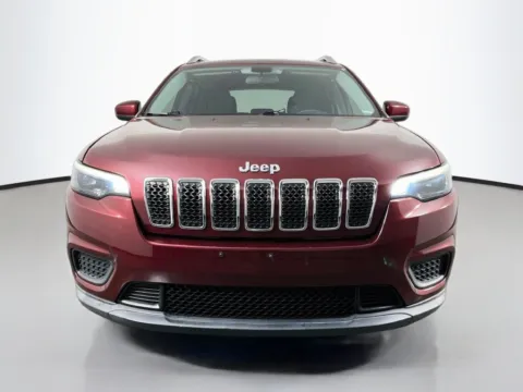 Photos of 2020 Jeep Cherokee Latitude for sale in St. Charles, MO at Clement Supercenter
