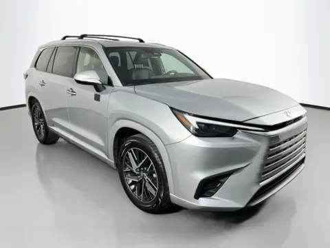 More photos of 2025 Lexus TX 350 Premium at Clement Supercenter, MO