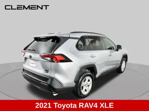 More photos of 2021 Toyota RAV4 XLE at Clement Supercenter, MO