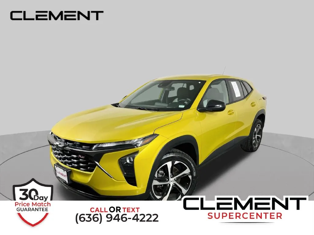Yellow 2024 Chevrolet Trax 1RS for sale in St. Charles, MO