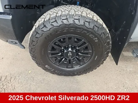 More photos of 2025 Chevrolet Silverado 2500 HD ZR2 at Clement Supercenter, MO