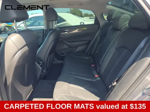 More photos of 2019 Hyundai Sonata Limited at Clement Supercenter, MO