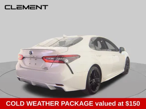 More photos of 2022 Toyota Camry Hybrid XSE at Clement Supercenter, MO
