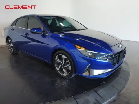 Another view of 2022 Hyundai Elantra SEL for sale in St. Charles, MO at Clement Supercenter