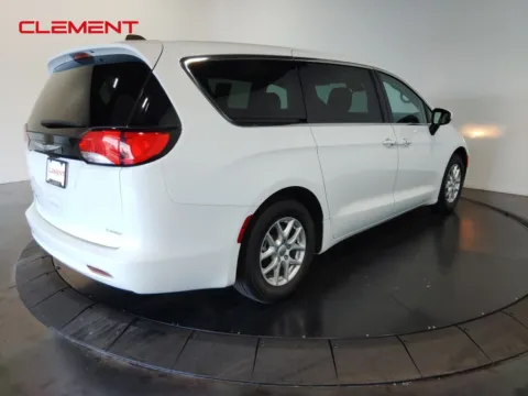 More photos of 2023 Chrysler Voyager LX at Clement Supercenter, MO