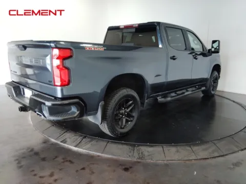 More photos of 2021 Chevrolet Silverado 1500 LT Trail Boss at Clement Supercenter, MO