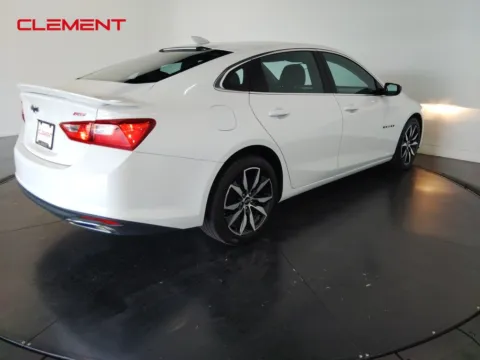 More photos of 2023 Chevrolet Malibu RS at Clement Supercenter, MO