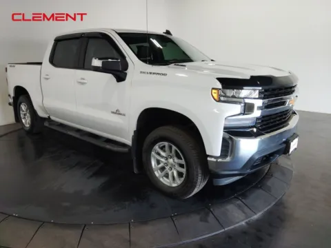 Another view of 2020 Chevrolet Silverado 1500 LT for sale in St. Charles, MO at Clement Supercenter