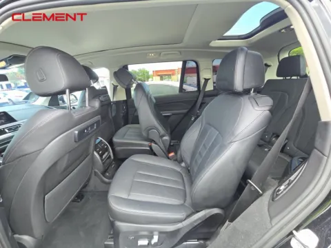 More photos of 2022 BMW X7 xDrive40i at Clement Supercenter, MO