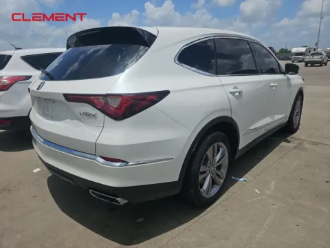 More photos of 2022 Acura MDX 3.5L at Clement Supercenter, MO