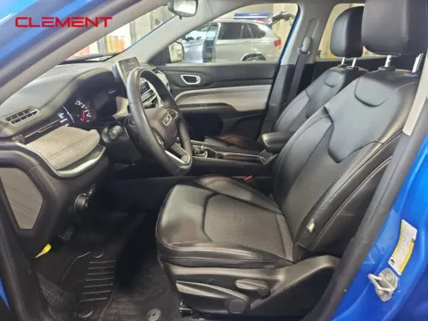 More photos of 2022 Jeep Compass Latitude at Clement Supercenter, MO