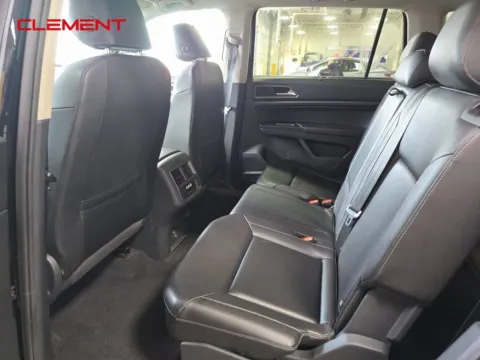 More photos of 2018 Volkswagen Atlas 3.6L V6 SE at Clement Supercenter, MO