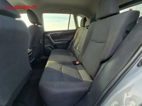 More photos of 2022 Toyota RAV4 LE at Clement Supercenter, MO