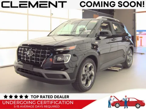 Black 2023 Hyundai Venue SEL for sale in St. Charles, MO