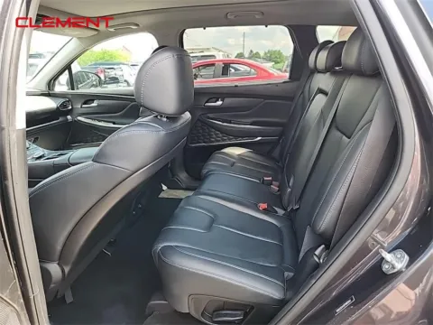 More photos of 2023 Hyundai Santa Fe Hybrid SEL Premium at Clement Supercenter, MO
