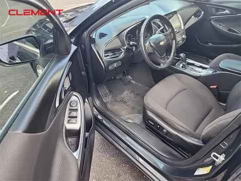 Another view of 2018 Chevrolet Malibu LT for sale in St. Charles, MO at Clement Supercenter