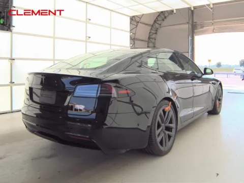More photos of 2022 Tesla Model S Plaid at Clement Supercenter, MO