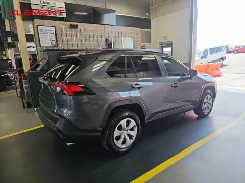 More photos of 2021 Toyota RAV4 LE at Clement Supercenter, MO