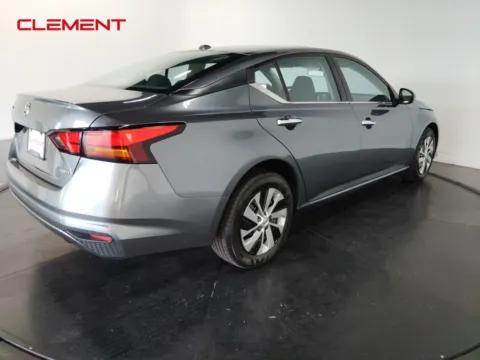 More photos of 2020 Nissan Altima 2.5 S at Clement Supercenter, MO