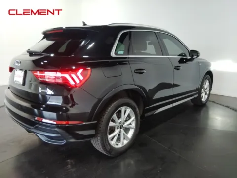More photos of 2021 Audi Q3 Premium at Clement Supercenter, MO