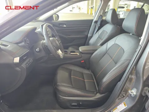 Another view of 2022 Nissan Altima 2.5 SR for sale in St. Charles, MO at Clement Supercenter