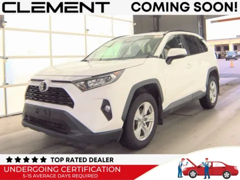 White 2020 Toyota RAV4 XLE for sale in St. Charles, MO