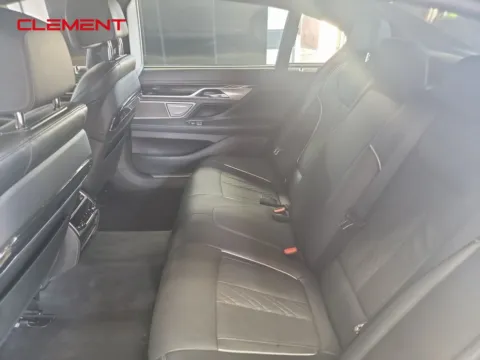 More photos of 2019 BMW 7 Series 750i xDrive at Clement Supercenter, MO
