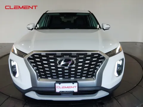 Photos of 2022 Hyundai Palisade SE for sale in St. Charles, MO at Clement Supercenter