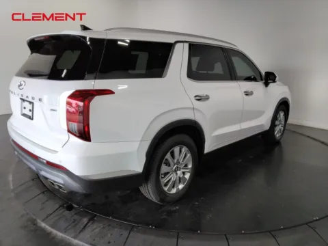 More photos of 2023 Hyundai Palisade SEL at Clement Supercenter, MO