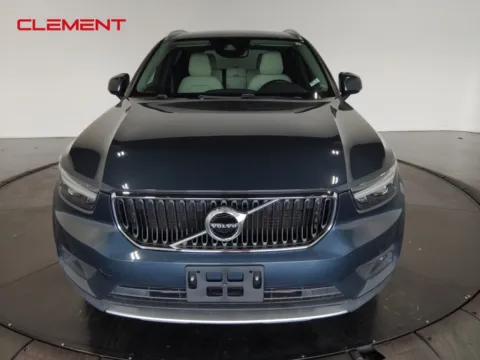 Photos of 2022 Volvo XC40 Momentum for sale in St. Charles, MO at Clement Supercenter