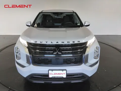 Photos of 2023 Mitsubishi Outlander ES for sale in St. Charles, MO at Clement Supercenter