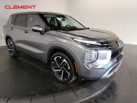 Another view of 2024 Mitsubishi Outlander SE for sale in St. Charles, MO at Clement Supercenter