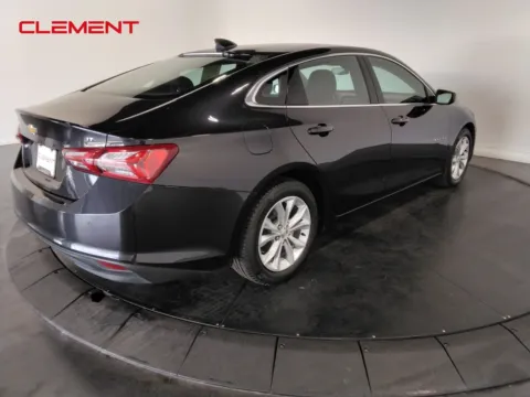 More photos of 2022 Chevrolet Malibu LT at Clement Supercenter, MO