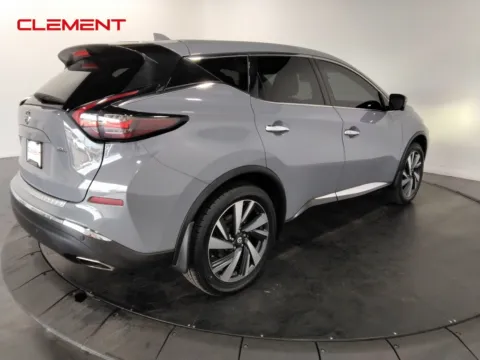 More photos of 2022 Nissan Murano SL at Clement Supercenter, MO