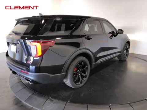 More photos of 2021 Ford Explorer ST at Clement Supercenter, MO