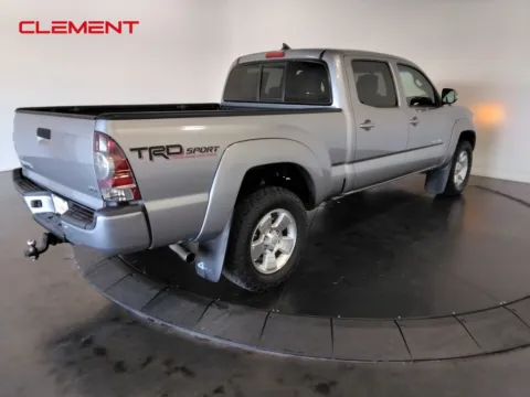 More photos of 2015 Toyota Tacoma at Clement Supercenter, MO
