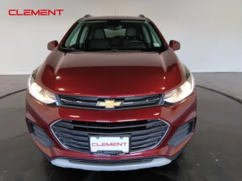 Photos of 2022 Chevrolet Trax LT for sale in St. Charles, MO at Clement Supercenter