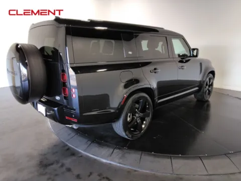 More photos of 2023 Land Rover Defender 130 X-Dynamic SE at Clement Supercenter, MO