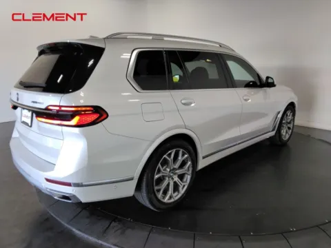 More photos of 2023 BMW X7 xDrive40i at Clement Supercenter, MO